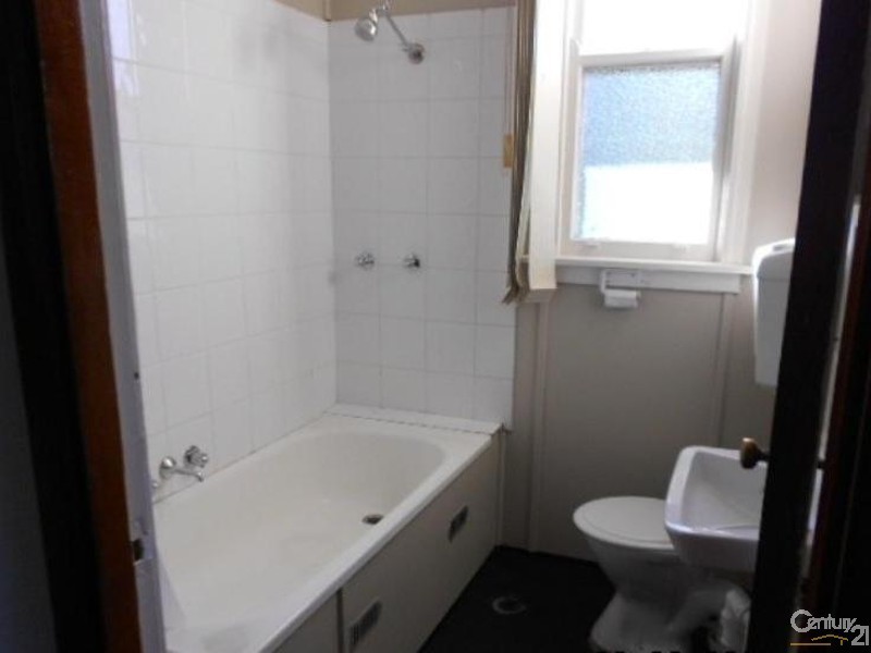 1 Manfred Avenue, Windale NSW 2306