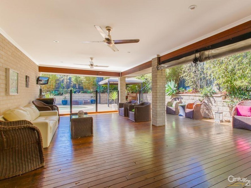 13 Rushland Drive, Fern Bay NSW 2295