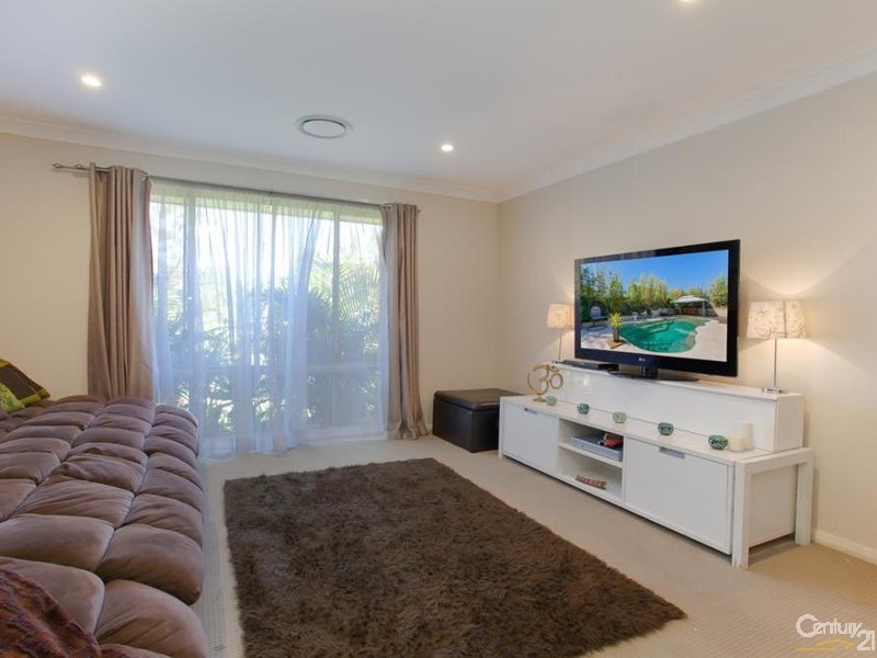 13 Rushland Drive, Fern Bay NSW 2295