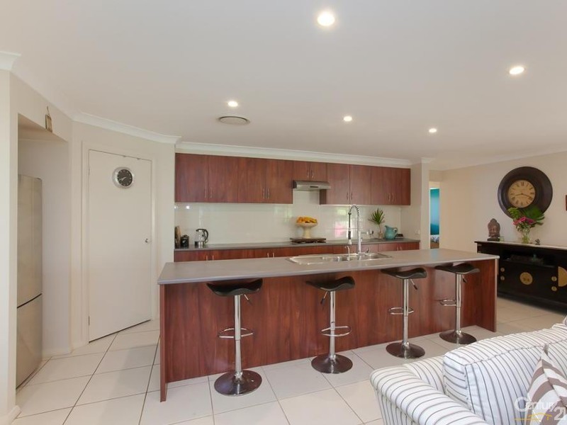 13 Rushland Drive, Fern Bay NSW 2295
