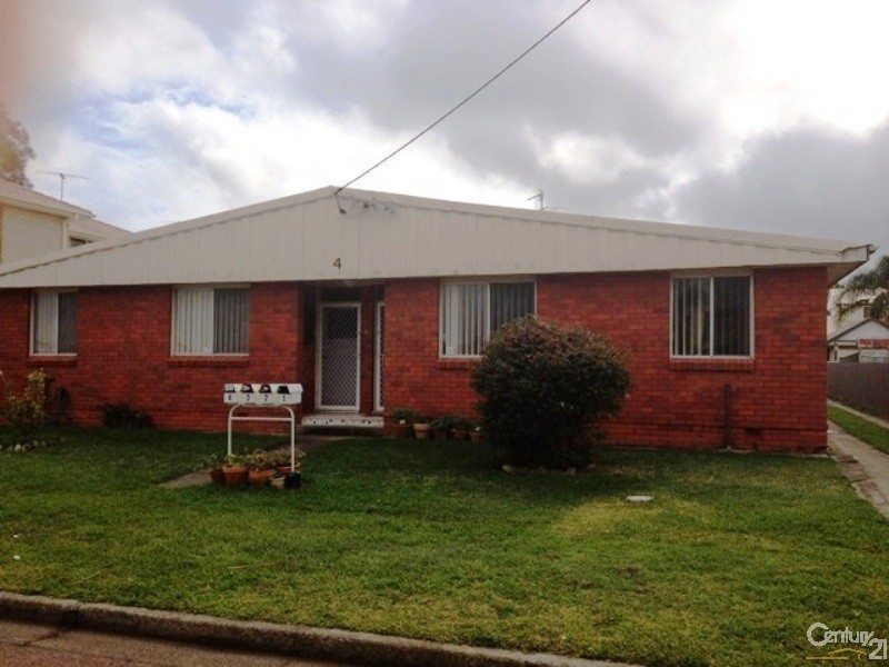 4/4 Clara Street, Belmont South NSW 2280