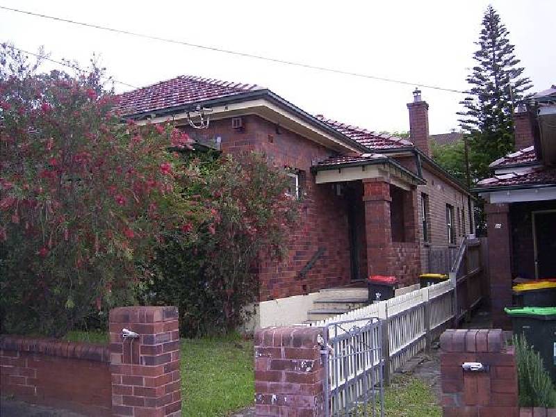 34 Woodbury Street, Marrickville NSW 2204