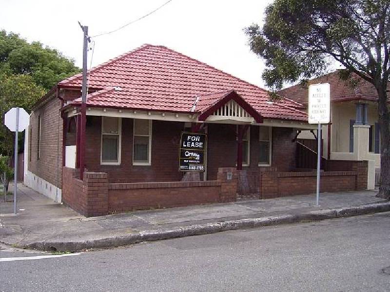 43 Yelverton Street, St Peters NSW 2044