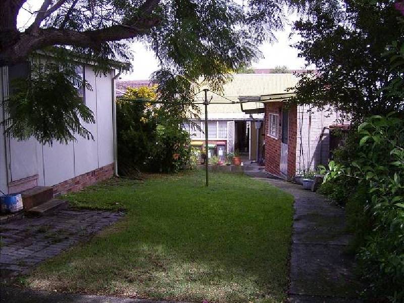 37 ARTHUR STREET, Marrickville NSW 2204