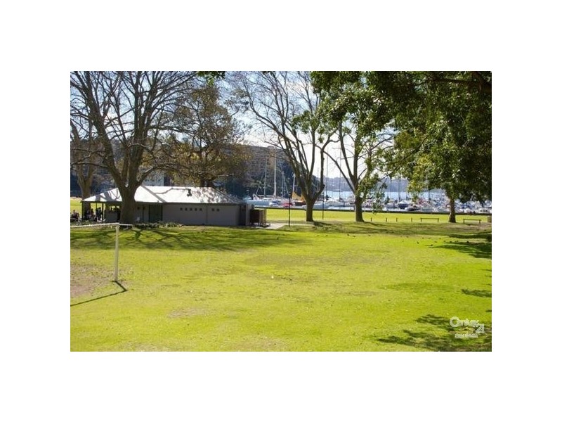 Shop 18-20 New South Head Road, Darling Point NSW 2027