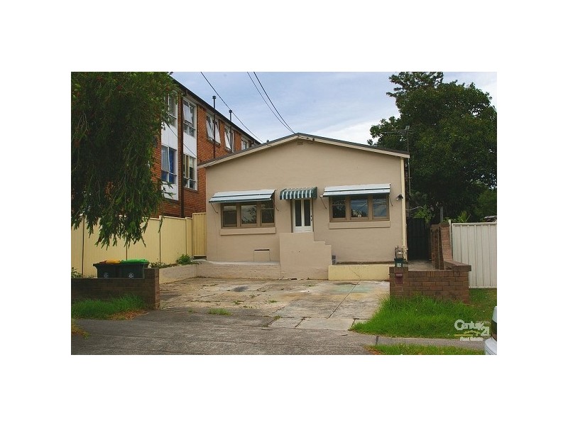 25 Fore Street, Canterbury NSW 2193