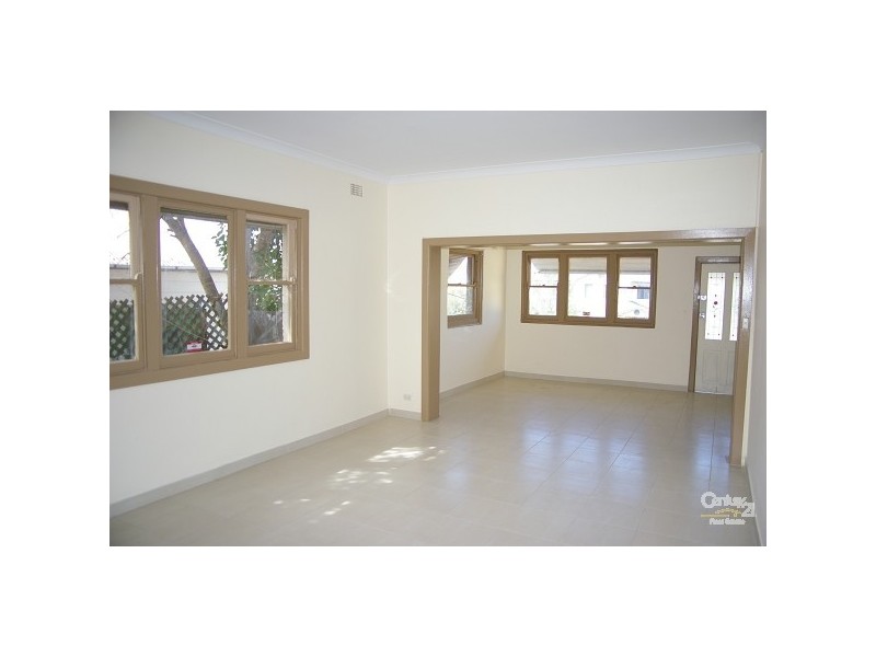 25 Fore Street, Canterbury NSW 2193