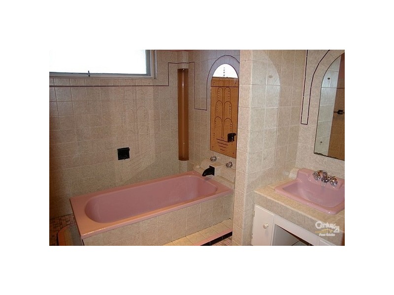 7 Larkhall Avenue, Earlwood NSW 2206