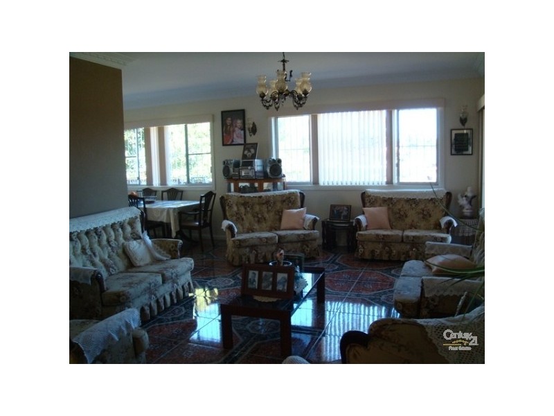 166 Hawksview Street, Guildford NSW 2161