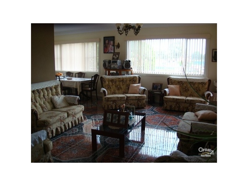 166 Hawksview Street, Guildford NSW 2161