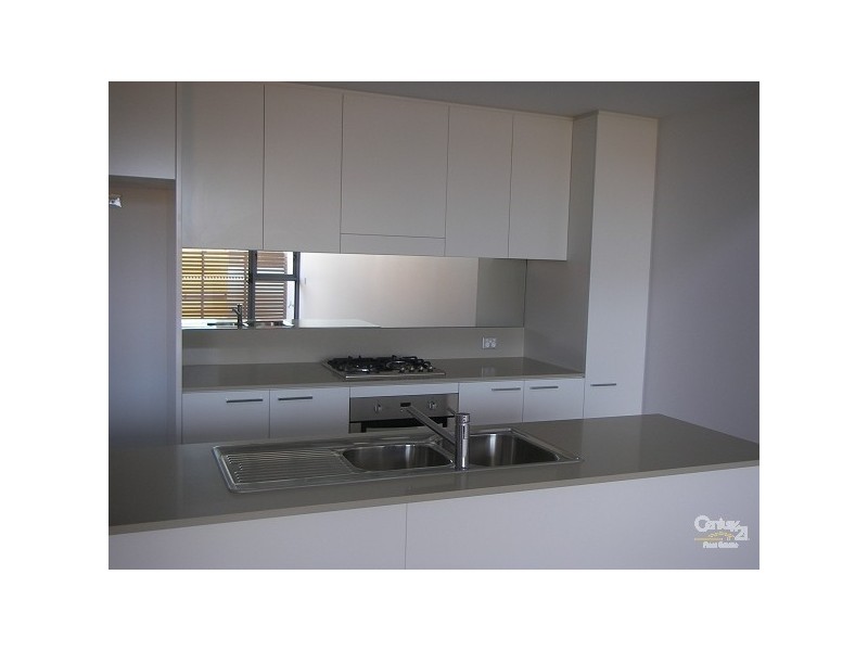 2-8 Pine Ave, Little Bay NSW 2036