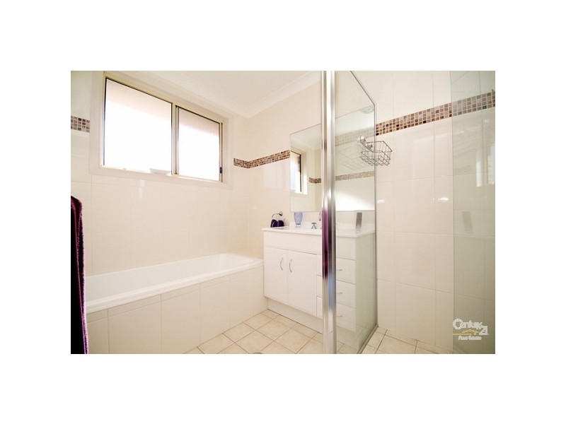 5 Turnbull Street, Fennell Bay NSW 2283