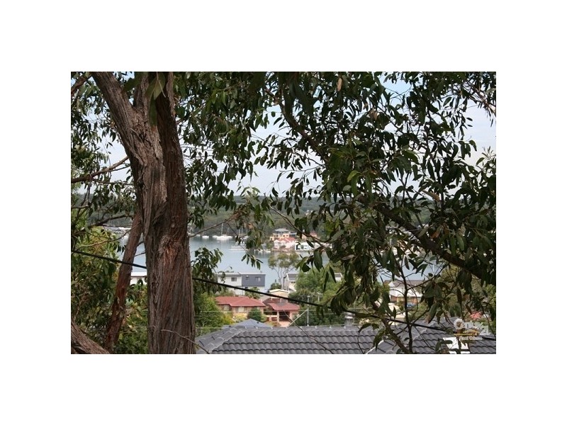 30 Sunlight Parade, Fishing Point NSW 2283