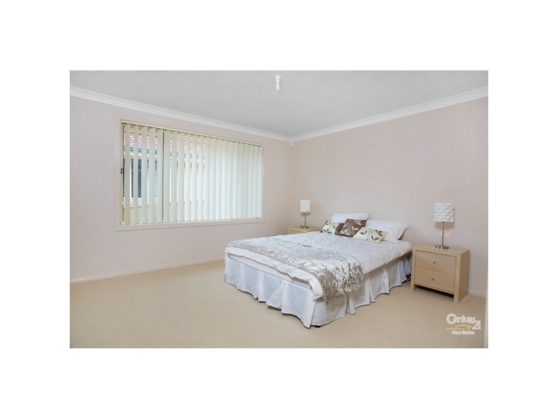 2/5 Pheasant Street, Toronto NSW 2283