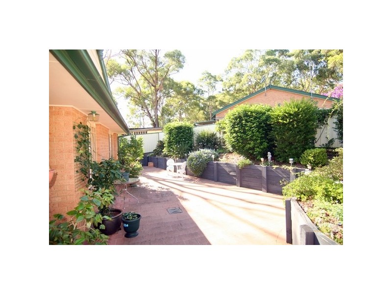 2/8 Sherwood, Arcadia Vale NSW 2283