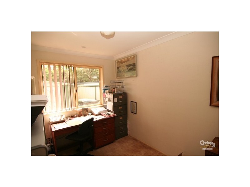 2/8 Sherwood, Arcadia Vale NSW 2283
