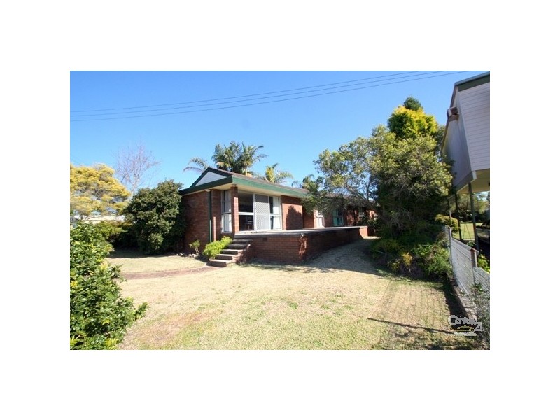 11 Hillcrest Avenue, Rathmines NSW 2283