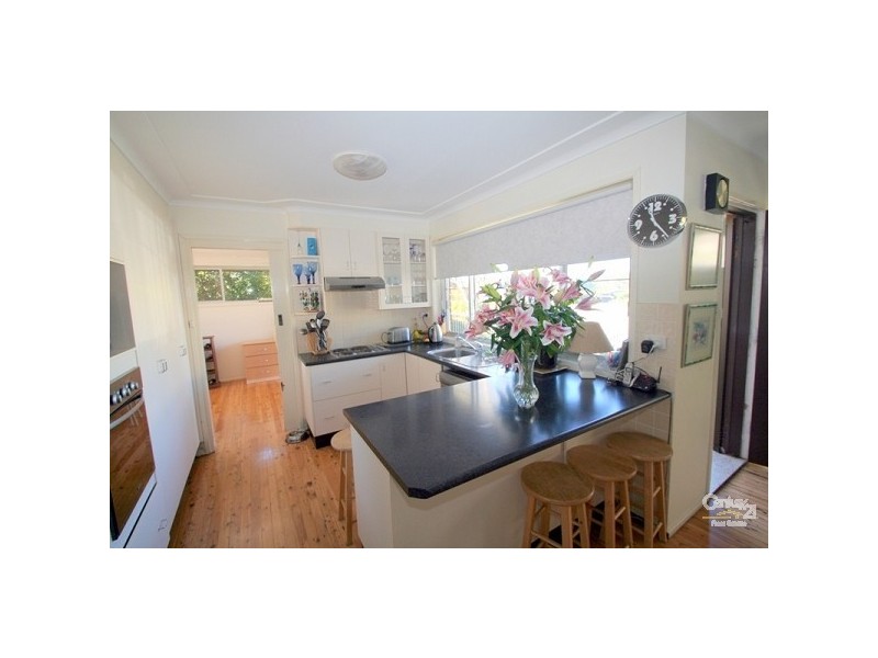 11 Hillcrest Avenue, Rathmines NSW 2283