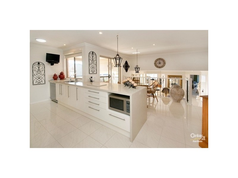 7 Cuffley Street, Buttaba NSW 2283