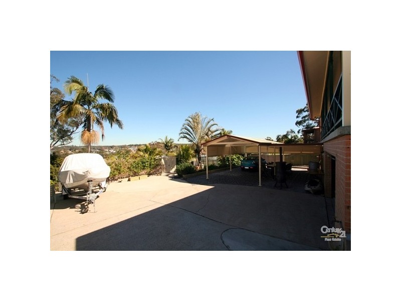 28 Somersham Avenue, Fishing Point NSW 2283