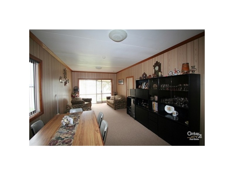 215 Watkins Road, Wangi Wangi NSW 2267