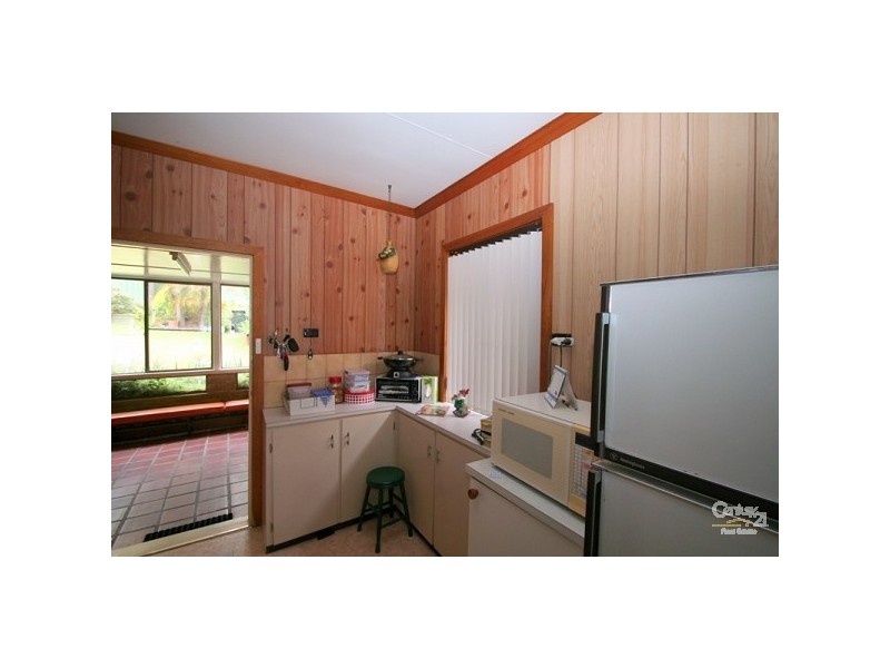 215 Watkins Road, Wangi Wangi NSW 2267