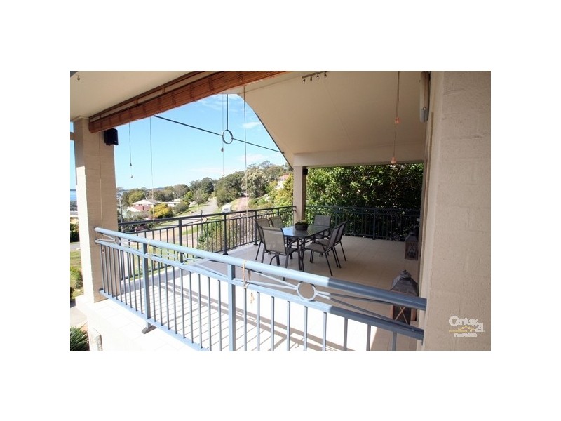 134 Fishing Point Road, Fishing Point NSW 2283