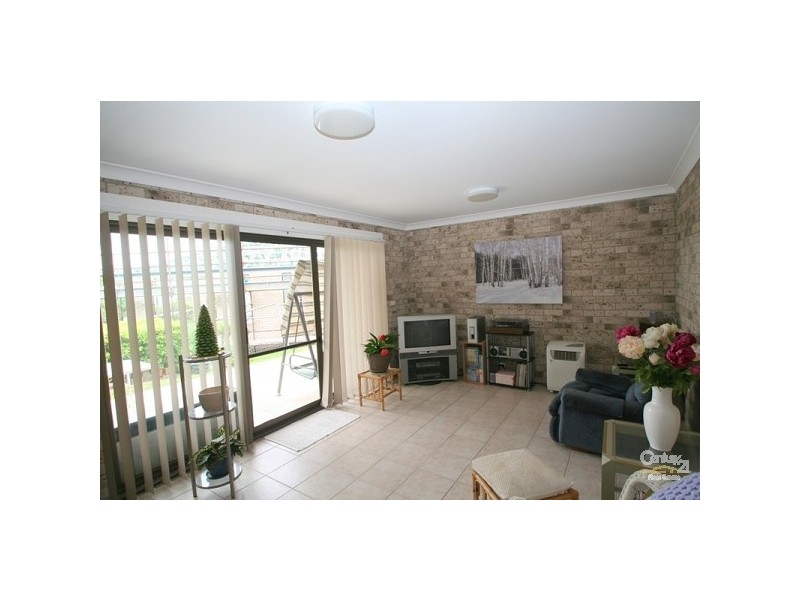 51 Sunlight Parade, Fishing Point NSW 2283