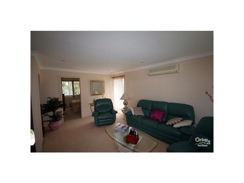 51 Sunlight Parade, Fishing Point NSW 2283