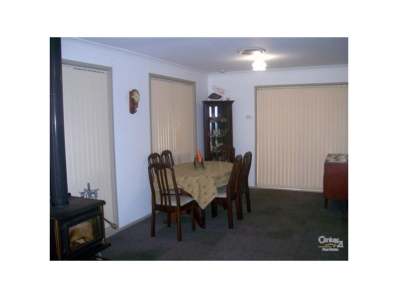 4 Morris Crescent, Bonnells Bay NSW 2264