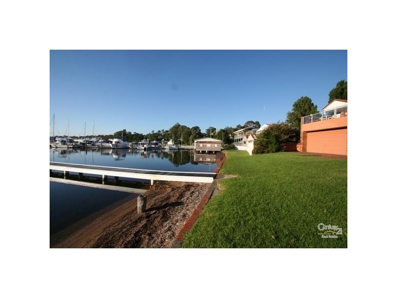 3/4 Bay Street, Toronto NSW 2283