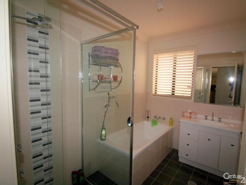 130 Clydebank Road, Buttaba NSW 2283