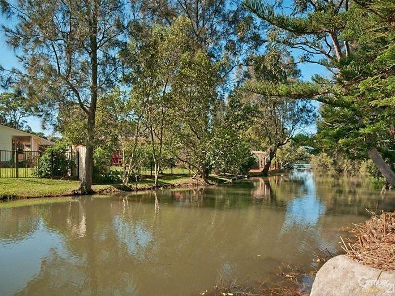 33 Victoria Street, Windermere Park NSW 2264