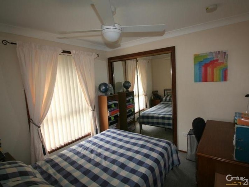 17 Southampton Avenue, Buttaba NSW 2283