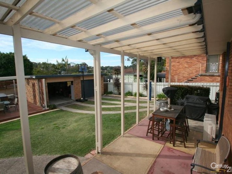 17 Southampton Avenue, Buttaba NSW 2283