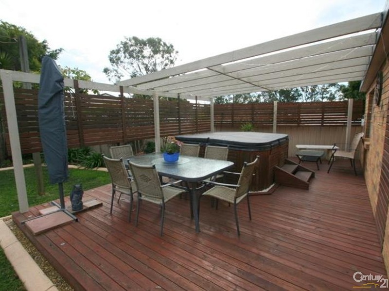17 Southampton Avenue, Buttaba NSW 2283
