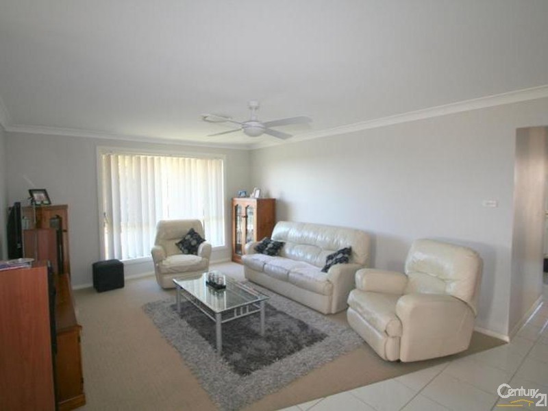 13 Harborne Avenue, Rathmines NSW 2283