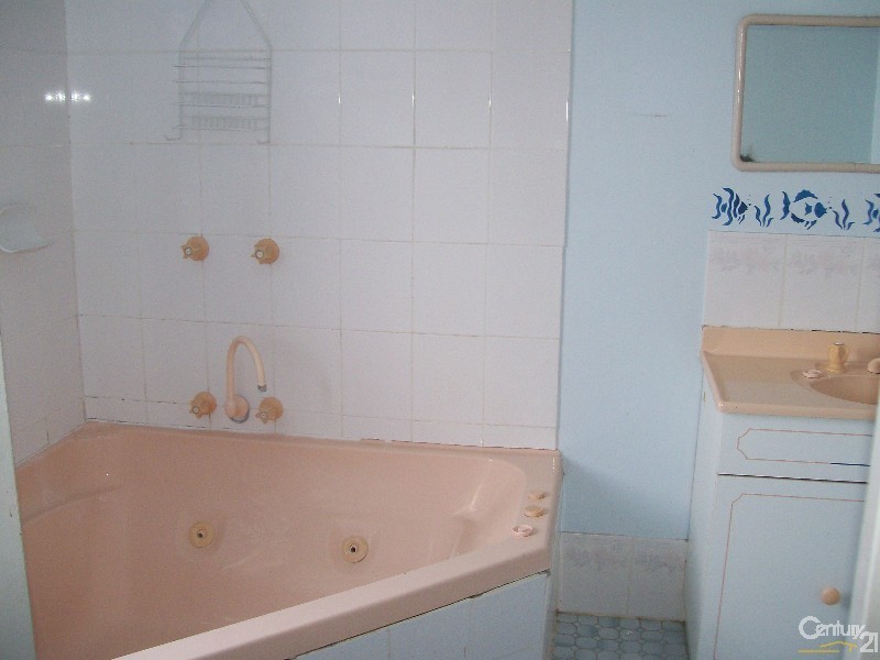 23 Alhambra Avenue, Macquarie Hills NSW 2285