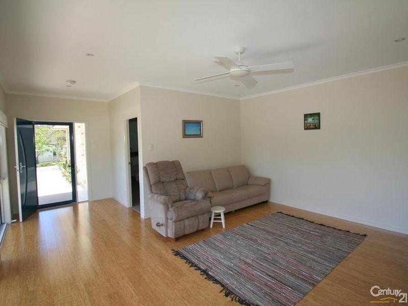 8 Cheapside Street, Rathmines NSW 2283