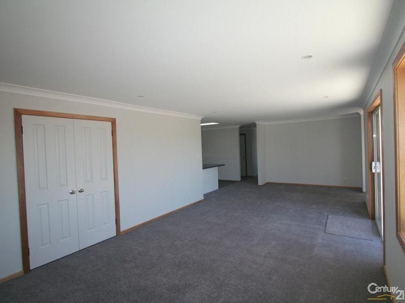 3 Casuarina Close, Toronto NSW 2283