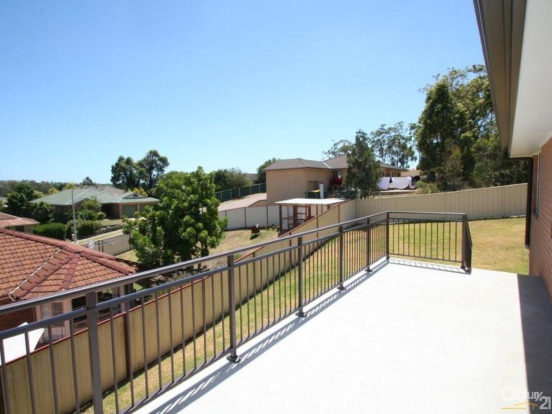 3 Casuarina Close, Toronto NSW 2283