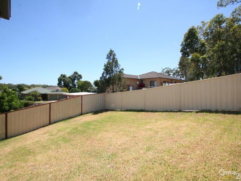 3 Casuarina Close, Toronto NSW 2283