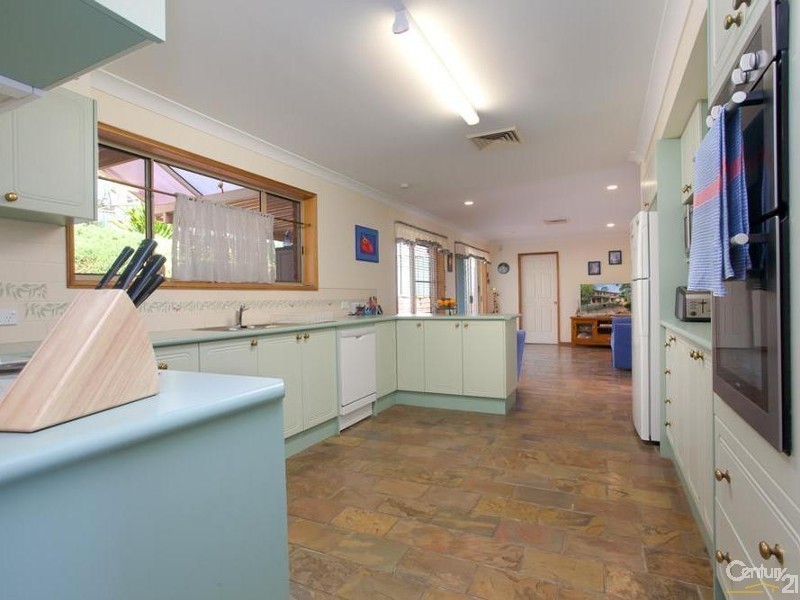 17 Pangela Street, Buttaba NSW 2283