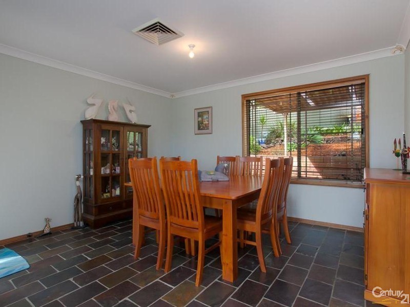 17 Pangela Street, Buttaba NSW 2283