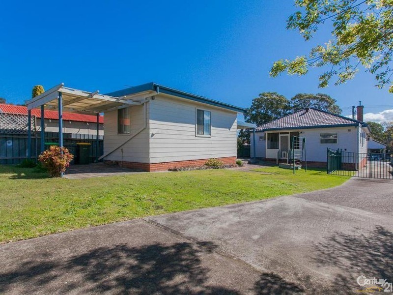 76 Anzac Parade, Toronto NSW 2283