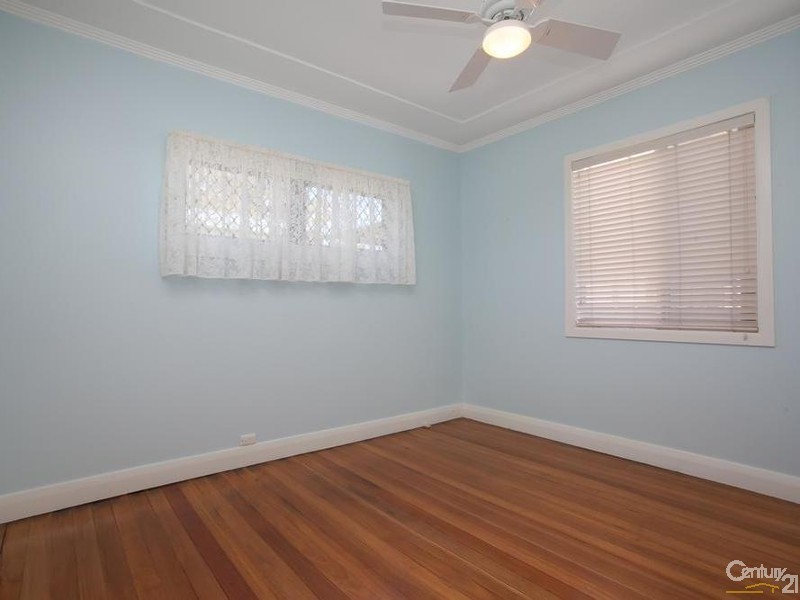 76 Anzac Parade, Toronto NSW 2283