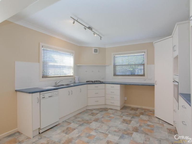 76 Anzac Parade, Toronto NSW 2283