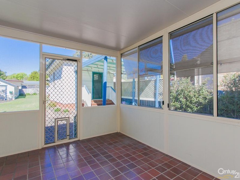 76 Anzac Parade, Toronto NSW 2283