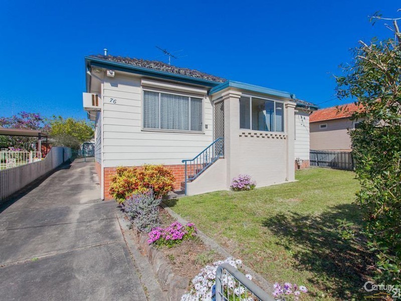 76 Anzac Parade, Toronto NSW 2283