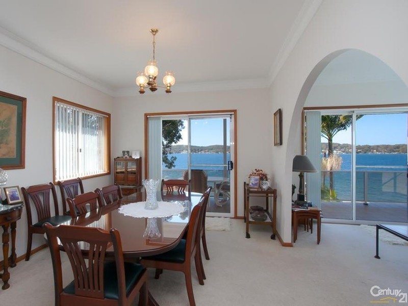 Fishing Point NSW 2283